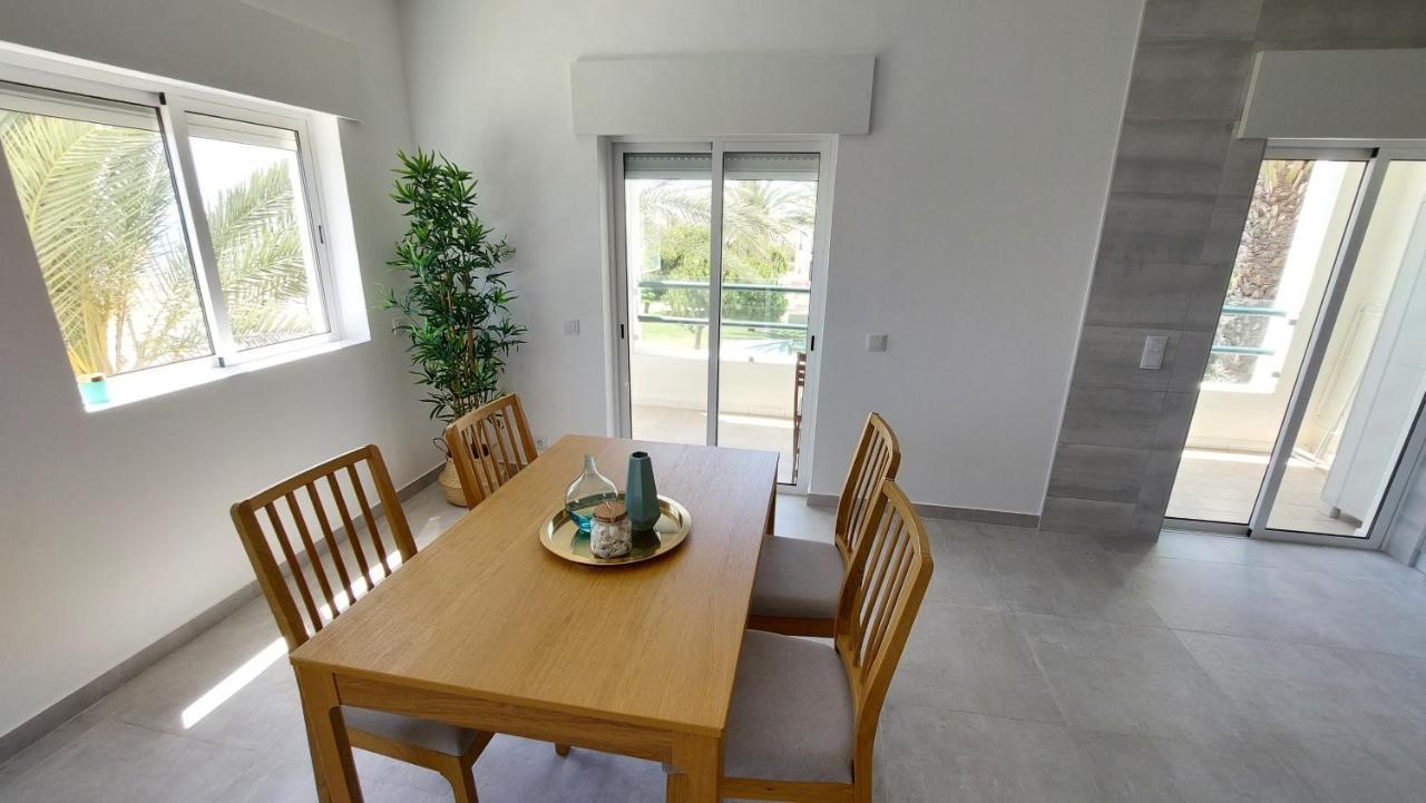 Apartamento Kelyfos Beach By Feriascomsol Quarteira Bagian luar foto