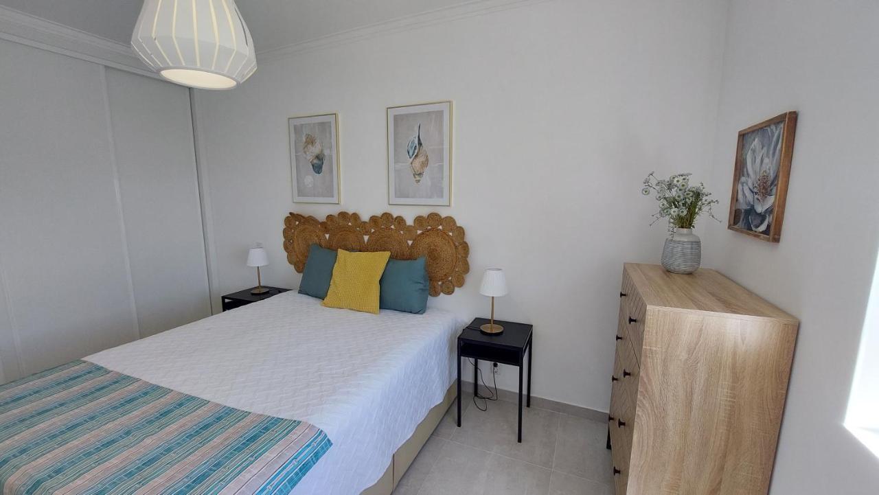 Apartamento Kelyfos Beach By Feriascomsol Quarteira Bagian luar foto